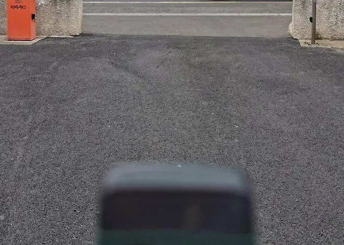 Cap1 Avec Parking Centre-port *